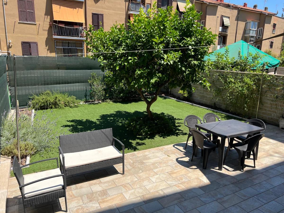 Casa Paestum. Your Wonderful Garden In Rome Roma Exterior foto